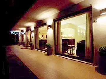 ****  Airport Hotel Florence Italy